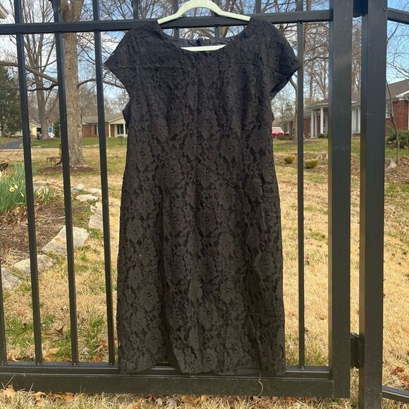 J Crew Lace Cocktail Dress - Picture 1 of 7